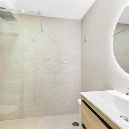 Cozy, Modern Dream Blue * Callao Salvaje