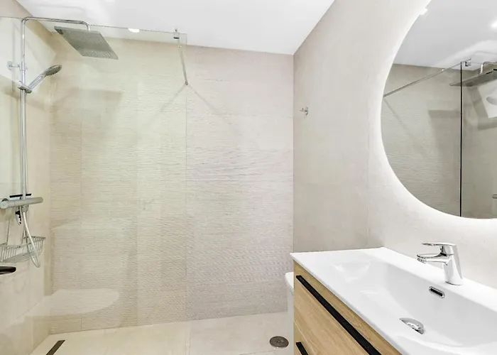 Cozy, Modern Dream Blue * Callao Salvaje