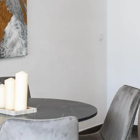 Cozy, Modern Dream Blue Appartement